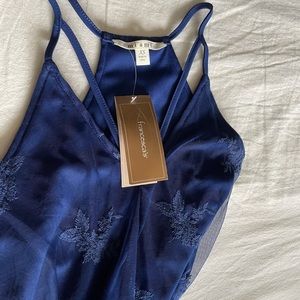 (NEW) Francesca’s royal blue midi dress